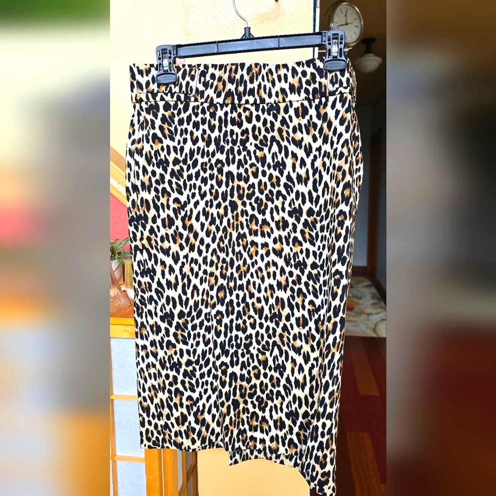 Love Scarlett animal print midi pencil skirt size Medium